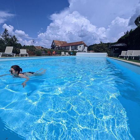 Logis Auberge Du Relais - Hotel & Restaurant Berenx Dış mekan fotoğraf
