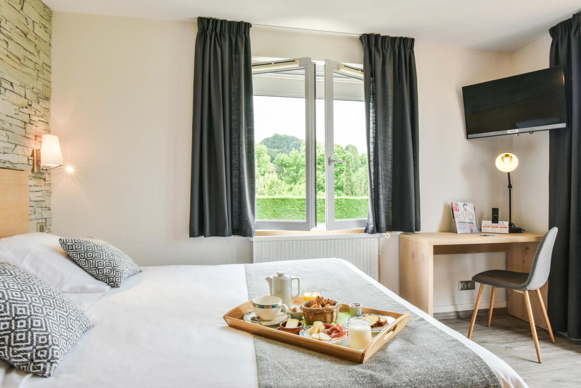 Logis Auberge Du Relais - Hotel & Restaurant Berenx Dış mekan fotoğraf