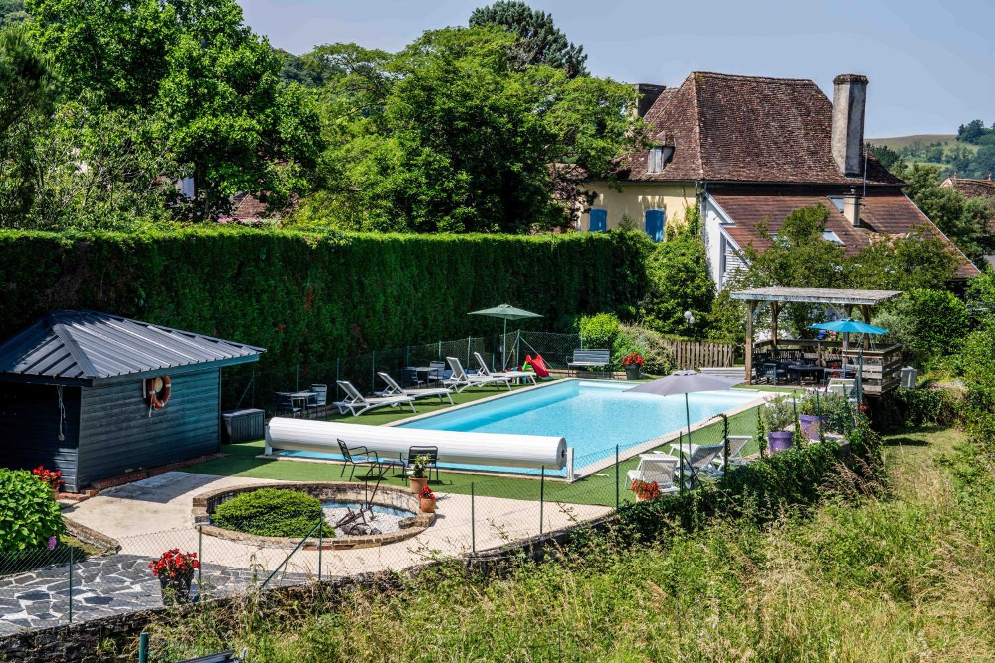 Logis Auberge Du Relais - Hotel & Restaurant Berenx Dış mekan fotoğraf