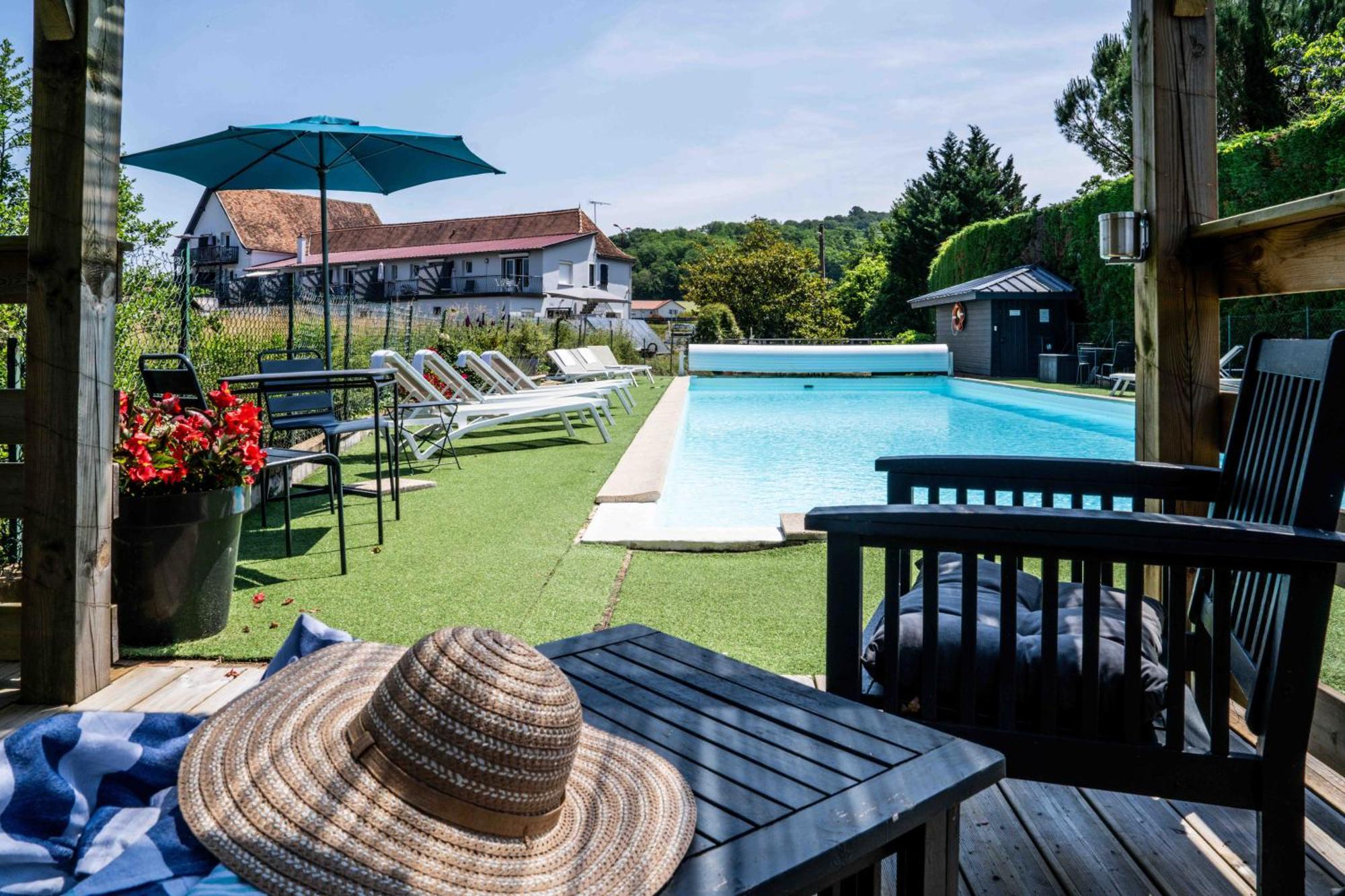 Logis Auberge Du Relais - Hotel & Restaurant Berenx Dış mekan fotoğraf