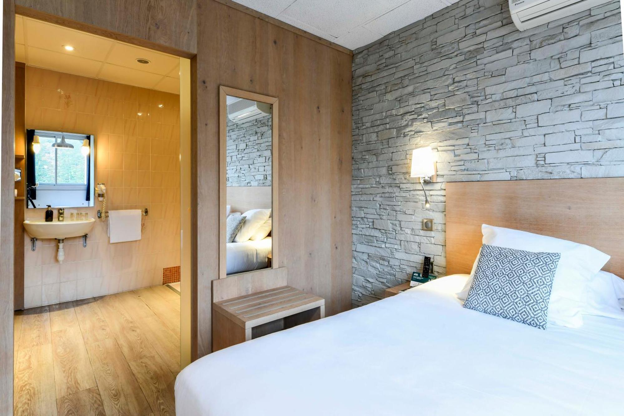Logis Auberge Du Relais - Hotel & Restaurant Berenx Dış mekan fotoğraf