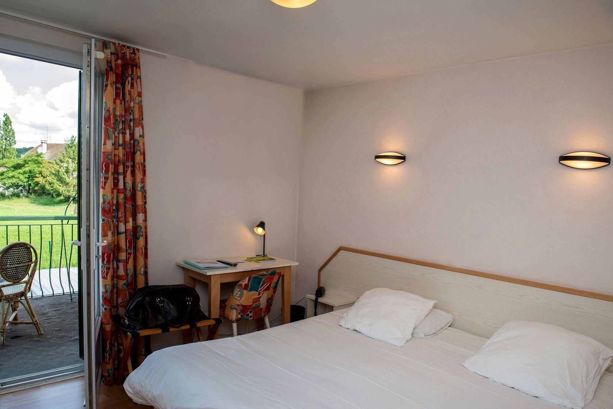 Logis Auberge Du Relais - Hotel & Restaurant Berenx Dış mekan fotoğraf
